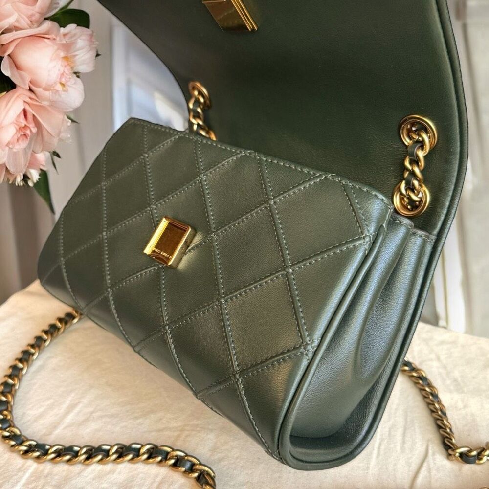 🚫SOLD🚫Tory Burch Soft Fleming Convertible Shoulder Bag in Sycamore (Green) - Picture 11 of 17